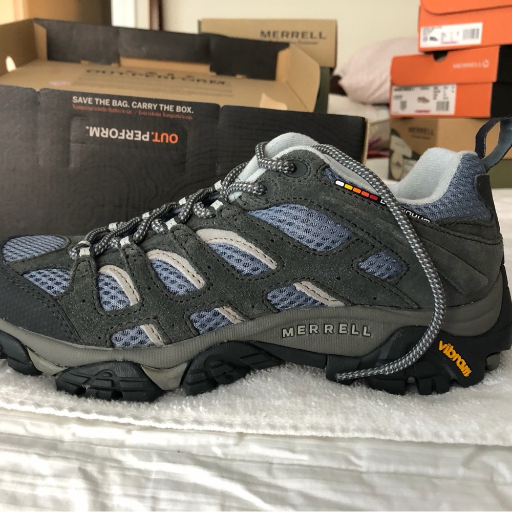 Merrell Gray and Blue Moab Ventilator Shoes